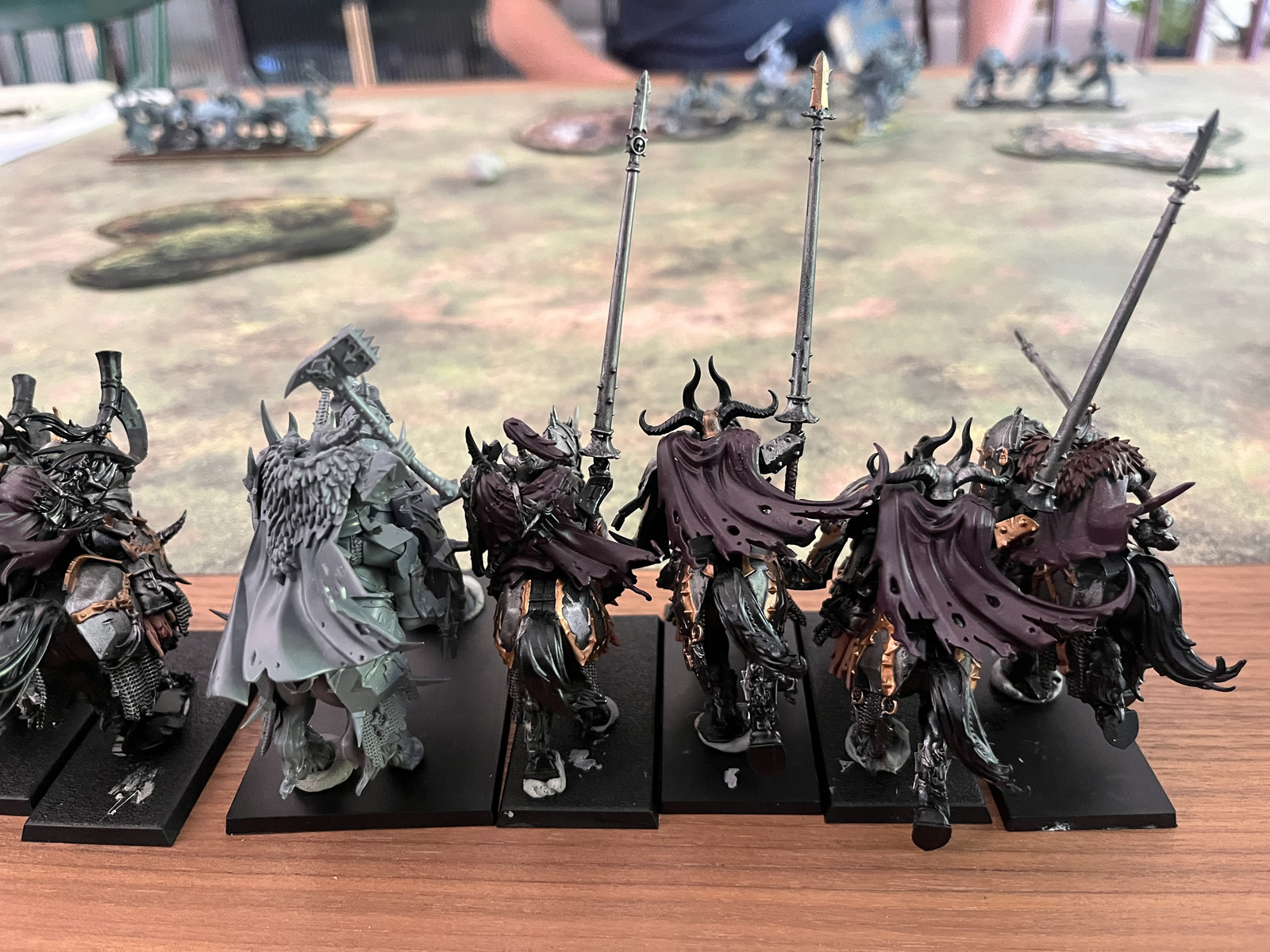 Warriors of Chaos clash with Lizardmen in a 500-point battle