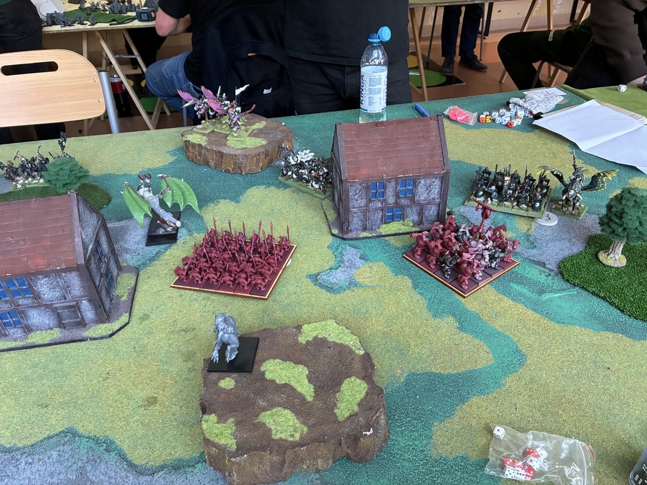 Late-game table state