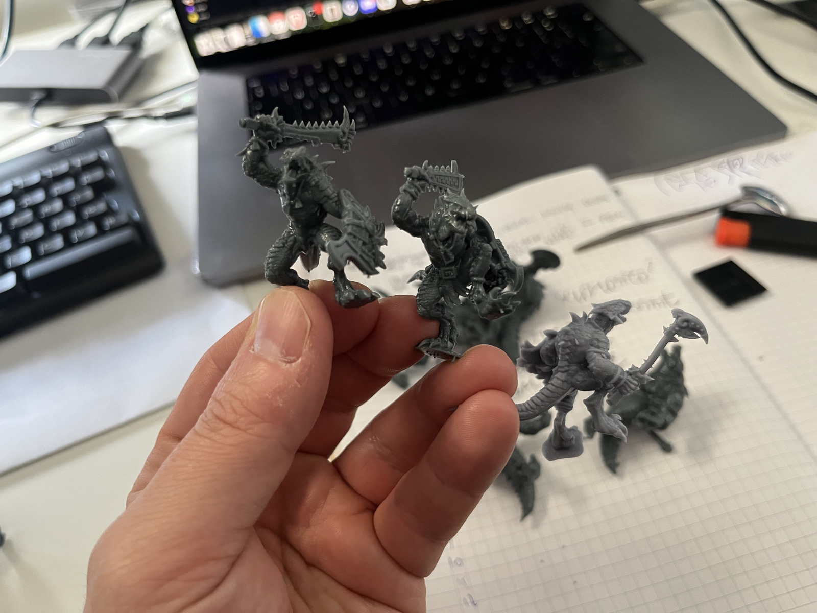Saurus unit