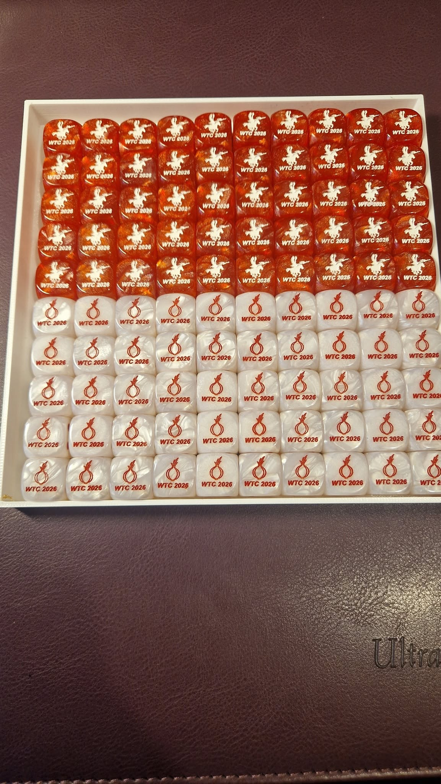 Official The Old World dice with onion and hussar symbolism