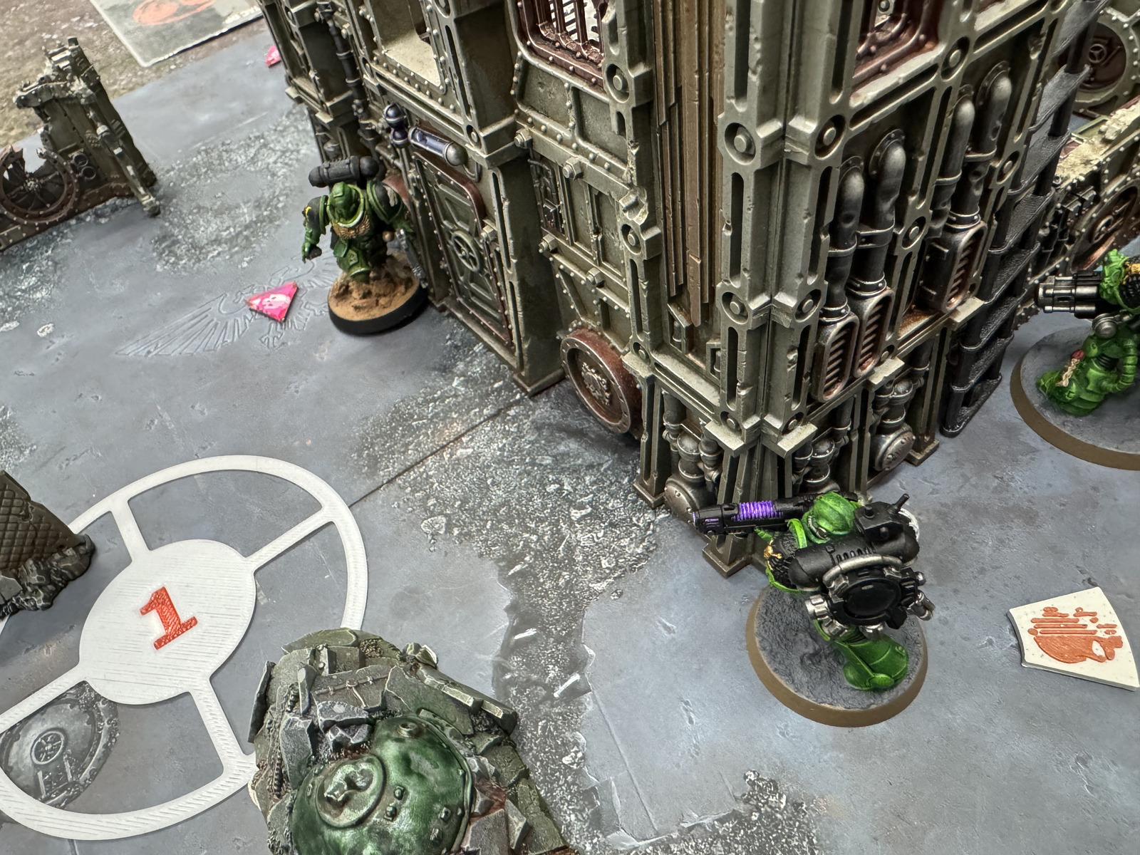 Salamanders mirror match overview