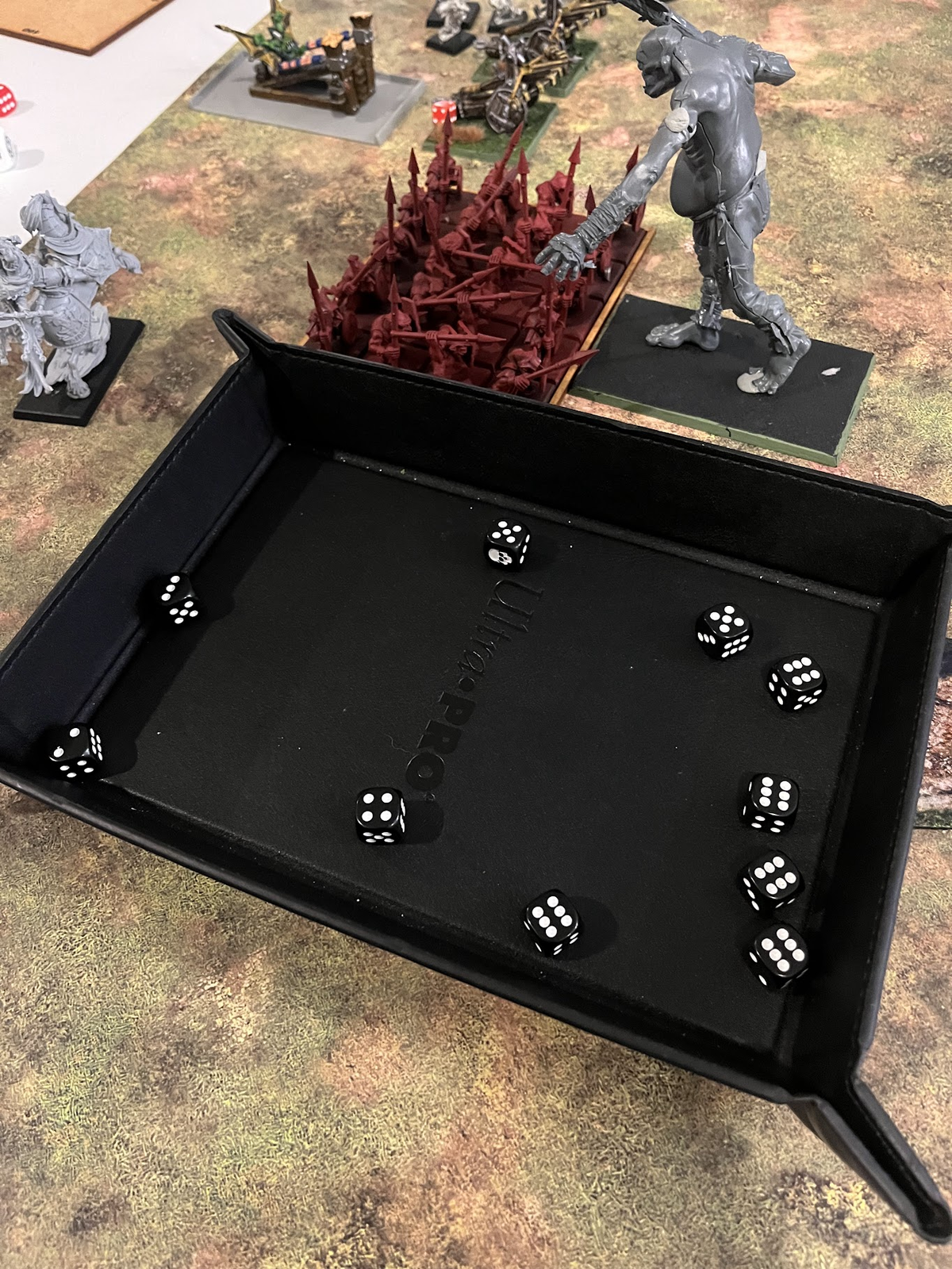 Bonegrinder Giant starts the feast